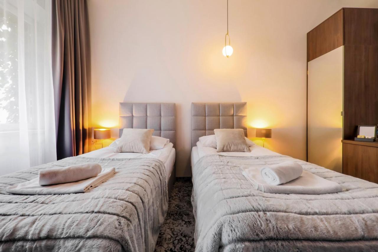 Aparthotel Cracovia Residence Экстерьер фото