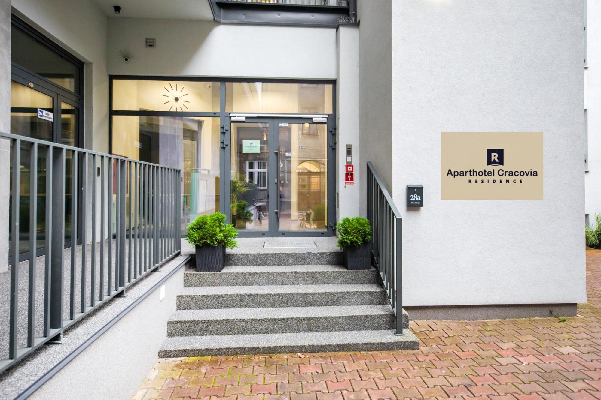 Aparthotel Cracovia Residence Экстерьер фото